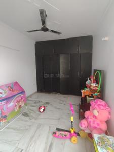 Bedroom Image of 2250 Sq.ft 4 BHK Builder Floor for sale in Kirti Nagar New Delhi for Rs. 27000000