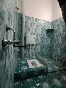 Bathroom Image of 500 Sq.ft 1.5 BHK Duplex for rent in Dumardaga Ranchi for Rs. 5500