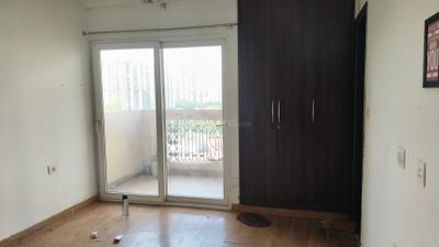 Bedroom Image of 1100 Sq.ft 2.5 BHK Apartment / Flat for rent in Supertech The Romano, Sector 118 Noida for Rs. 21000