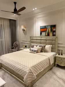 Bedroom Image of 2700 Sq.ft 4 BHK Builder Floor for sale in Anand Vihar New Delhi for Rs. 69000000