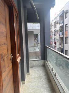 Balcony Image of 900 Sq.ft 3 BHK Builder Floor for sale in Sector 4 Rohini New Delhi for Rs. 3800000