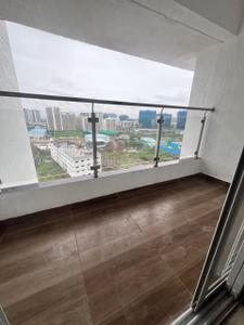 Balcony Image of 1000 Sq.ft 2 BHK Apartment / Flat for rent in Oxy Beaumonde, Viman Nagar Pune for Rs. 70000