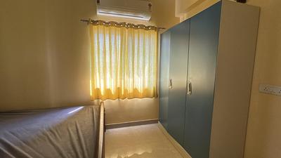 Bedroom Image of 1500 Sq.ft 3 BHK Apartment / Flat for rent in College Square Kolkata for Rs. 45000