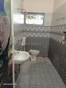 Bathroom Image of 1300 Sq.ft 3 BHK Duplex for rent in Perukavu Thiruvananthapuram for Rs. 16000