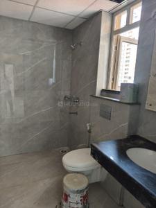 Bathroom Image of 1935 Sq.ft 3 BHK Apartment / Flat for rent in Omaxe Waterscapes Phase 1, Arjunganj Lucknow for Rs. 55000