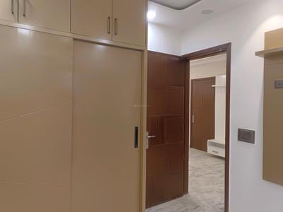 Bedroom Image of 850 Sq.ft 3 BHK Builder Floor for sale in Sector 23 Rohini New Delhi for Rs. 9500000
