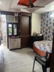 Bedroom Image of 1300 Sq.ft 3 BHK Apartment / Flat for sale in Rajendra Nagar Ghaziabad for Rs. 9600000