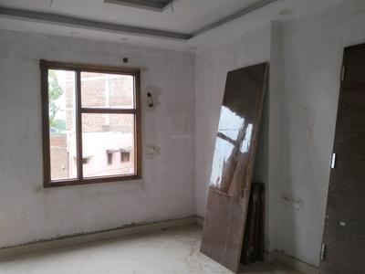 Bedroom Image of 1050 Sq.ft 3 BHK Builder Floor for rent in Shastri Nagar New Delhi for Rs. 30000
