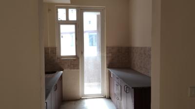 Kitchen Image of 1650 Sq.ft 3 BHK Apartment / Flat for sale in Amrapali Heartbeat City, Sector 107 Noida for Rs. 17750000