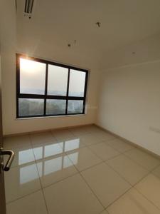 Bedroom Image of 1000 Sq.ft 2 BHK Apartment / Flat for sale in Shapoorji Pallonji Vicinia, Powai Mumbai for Rs. 23000000