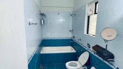 Bathroom Image of 3200 Sq.ft 3 BHK Independent House for rent in Dorabjee Paradise, Mohammed Wadi Pune for Rs. 42000