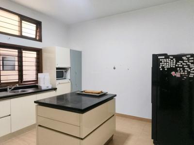 Kitchen Image of 4125 Sq.ft 4 BHK Independent House for sale in Sanjaynagar Bengaluru for Rs. 110000000