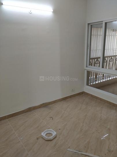 Gaur City 7th Avenue Main Image 1