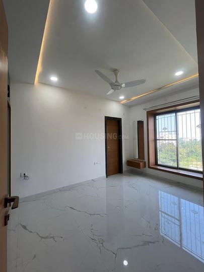 Urbanrise On Cloud 33 Main Image 1