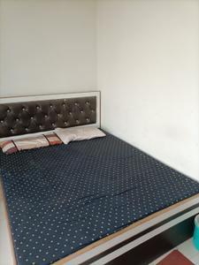 Bedroom Image of 800 Sq.ft 2 BHK Builder Floor for rent in Preet Vihar New Delhi for Rs. 25000