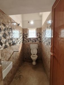 Image of 850 Sq.ft 2 BHK Apartment / Flat for sale in Lake Gardens, Kolkata for Rs. 5800000