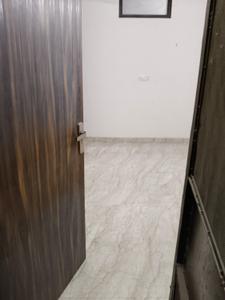 Bedroom Image of 713 Sq.ft 2 BHK Builder Floor for rent in Mukherjee Nagar New Delhi for Rs. 23000