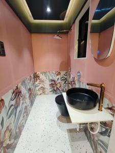 Bathroom Image of 550 Sq.ft 1 BHK Apartment / Flat for sale in 49 Simandhar Royale, Chembur Mumbai for Rs. 13100000