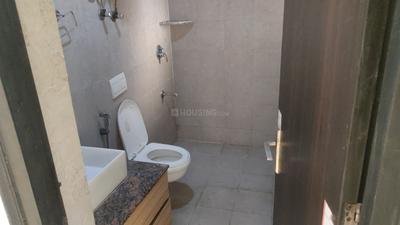 Bathroom Image of 685 Sq.ft 1 BHK Apartment / Flat for sale in Sunworld Arista, Sector 168 Noida for Rs. 8600000