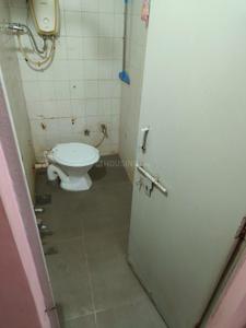 Bathroom Image of 1140 Sq.ft 2 BHK Apartment / Flat for rent in Chanakyapuri Ahmedabad for Rs. 32000