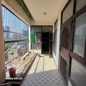 Balcony Image of 600 Sq.ft 1 BHK Builder Floor for sale in Uday East Avenue, Sector 73 Noida for Rs. 2800000