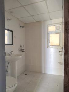 Common Bathroom Image of 1240 Sq.ft 3 BHK Apartment / Flat for sale in Paramount Floraville, Sector 137 Noida for Rs. 14000000