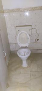 Bathroom Image of 905 Sq.ft 2 BHK Apartment / Flat for rent in Belur Howrah for Rs. 9000