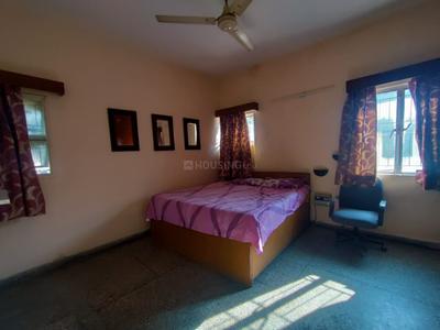 Bedroom Image of 1600 Sq.ft 2 BHK Builder Floor for rent in Safdarjung Enclave New Delhi for Rs. 75000