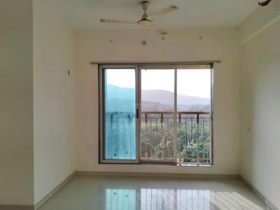 Living Room Image of 910 Sq.ft 2 BHK Apartment / Flat for rent in Kasarvadavali Thane for Rs. 27000