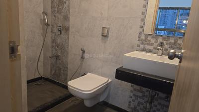 Image of 1250 Sq.ft 3 BHK Apartment / Flat for sale in Malad West, Mumbai for Rs. 36800000