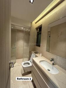 Bathroom Image of 1064 Sq.ft 3 BHK Apartment / Flat for rent in Rustomjee Seasons, Bandra East Mumbai for Rs. 240000