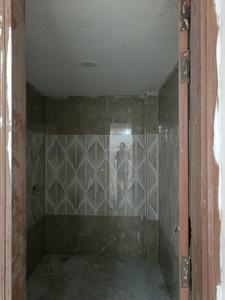 Common Bathroom Image of 495 Sq.ft 2 BHK Apartment / Flat for sale in Sultanpur New Delhi for Rs. 5500000