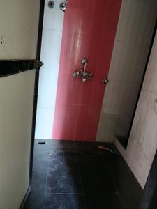 Common Bathroom Image of 650 Sq.ft 1 BHK Apartment / Flat for sale in Geomatrix Silver Crest, Panvel Navi Mumbai for Rs. 7100000