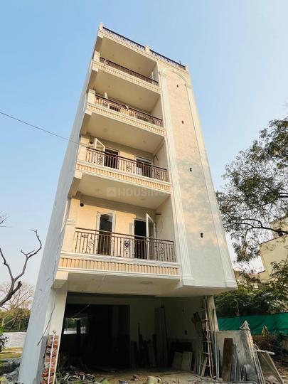 Urban Blossom Main Image 1