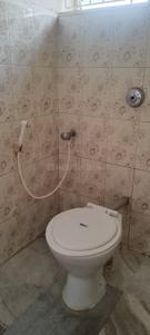 Bathroom Image of 350 Sq.ft 1 RK Studio for rent in Kankanady Mangalore for Rs. 7500