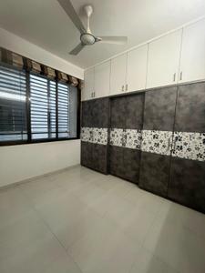 Bedroom Image of 1800 Sq.ft 3 BHK Apartment / Flat for rent in  Pride Icon, Sola Ahmedabad for Rs. 32000