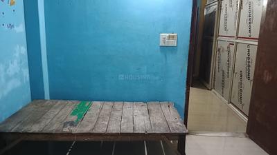 Bedroom Image of 500 Sq.ft 2 BHK Independent House for rent in Hakim Para Siliguri for Rs. 8000