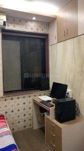 Bedroom Image of 587 Sq.ft 1.5 BHK Apartment / Flat for rent in Prabhadevi Mumbai for Rs. 100000