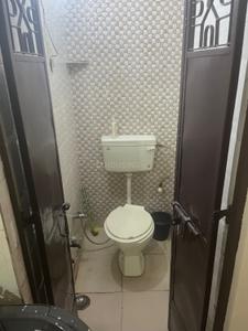 Bathroom Image of 700 Sq.ft 2 BHK Builder Floor for rent in Tagore Garden Extension New Delhi for Rs. 19000
