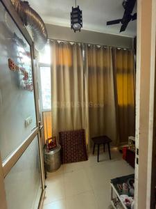 Bedroom Image of 1295 Sq.ft 2 BHK Apartment / Flat for rent in Paramount Symphony, Crossings Republik Ghaziabad for Rs. 18000