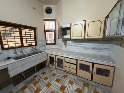 Kitchen Image of 1800 Sq.ft 2 BHK Builder Floor for rent in Bhai Randhir Singh Nagar Ludhiana for Rs. 22000