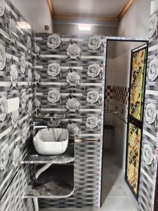 Bathroom Image of 1050 Sq.ft 3 BHK Independent House for rent in North Shastri Nagar Patna for Rs. 17000
