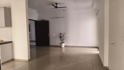Living Room Image of 1495 Sq.ft 3 BHK Apartment / Flat for rent in Gulshan Ikebana, Sector 143 Noida for Rs. 35000