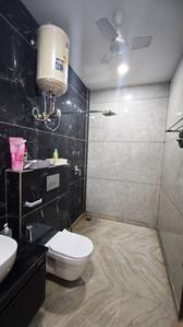 Bathroom Image of 2200 Sq.ft 2 BHK Builder Floor for rent in Sector 122 Noida for Rs. 40000