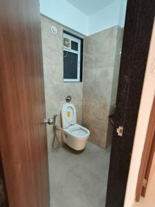 Bathroom Image of 391 Sq.ft 1 BHK Apartment / Flat for sale in Kaveri Heights, Ghatkopar East Mumbai for Rs. 9600000