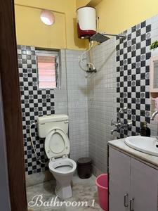 Bathroom Image of 1100 Sq.ft 3 BHK Apartment / Flat for sale in Kalikapur, EM Bypass Kolkata for Rs. 6700000