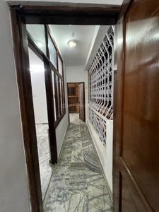 Balcony Image of 1400 Sq.ft 3 BHK Apartment / Flat for rent in RWA Hardev Puri, Gautam Nagar New Delhi for Rs. 55000