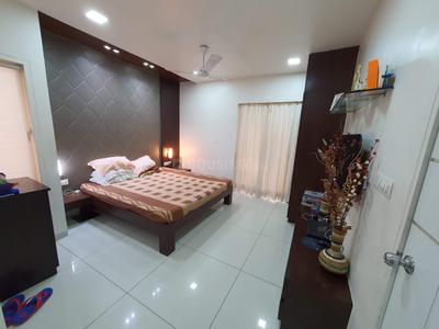 Bedroom Image of 1020 Sq.ft 2 BHK Apartment / Flat for rent in Karelibagh Vadodara for Rs. 27000