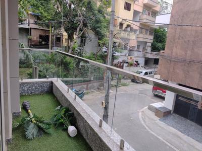 Balcony Image of 1000 Sq.ft 3 BHK Builder Floor for sale in Janakpuri New Delhi for Rs. 18500000