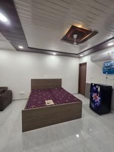 Bedroom Image of 550 Sq.ft 1 RK Builder Floor for rent in Rajouri Garden New Delhi for Rs. 16000